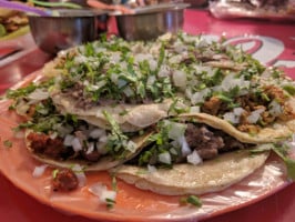 Tacos Las Palomas food