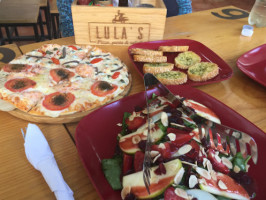 Lula's Pizza food