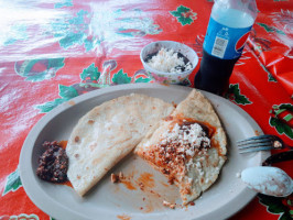 Picadas El Oso food