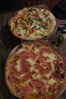 Pizzeria Pomodoro JMM food