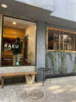 Raku Cafe outside