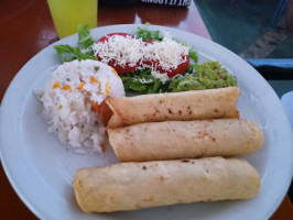 El Cafecito food
