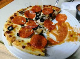 D'Manolo's Pizza food