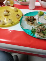 Tacos La Presita food
