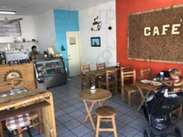 Cafe Carajillo food