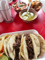Jugos González food
