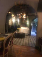 Restaurante Tres Condesas inside