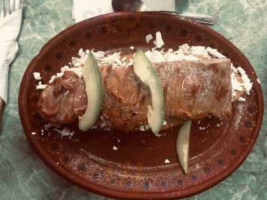 Huaraches Los Portales food