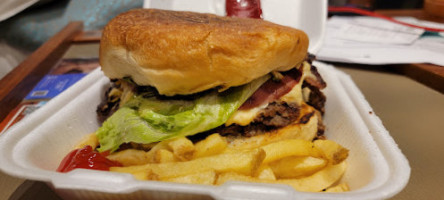 La Chona Burger food