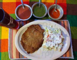 Doña Luz: La Cocina De México food