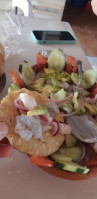 De Mariscos Cachetes food