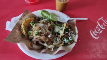 Tacos El Primo food