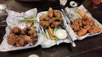 Las Wings food