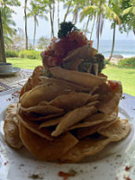 Ylang Ylang Beach Resort food