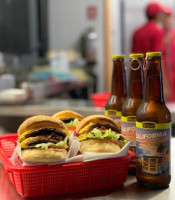 Trip's Burger Ajijic, México food