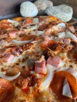 Cabo Pizza food