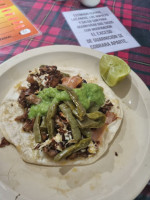 Tacos “el Güero” inside