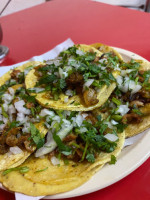 Tacos El Bigos food