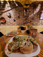 Antojitos Mexicanos Hacienda La Tapatía food