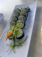 Bikkuri Sushi food