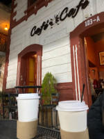 Café Café food