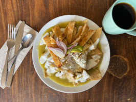 Chilan Chilaqueria food