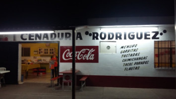 Cenaduria Rodriguez food