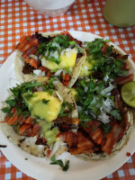 Taqueria Los Portales De Puebla food