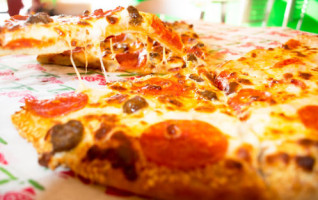 Tooginos Pizza Santa Fe/ Del Valle food