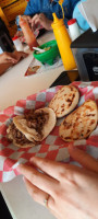 Gorditas Doña Delia food