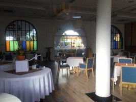 Restaurante La Estacion inside