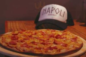 Napoli Pizzeria food