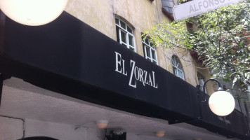 El Zorzal food