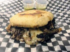 Arepa Chona food