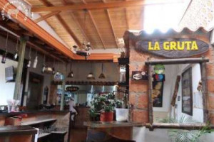 La Gruta outside