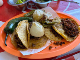 Taqueria Chilangos food