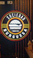 Sociedad Burguesa food