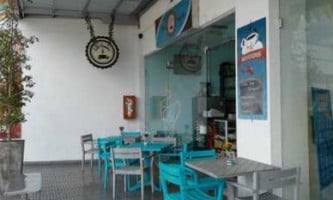 Café Cuyabro inside