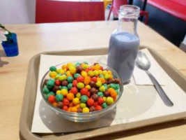 Cereal Lovers food