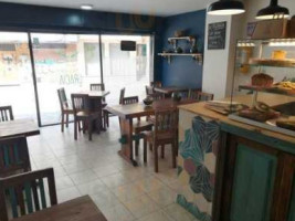 Gracia Pasteles Y Café inside