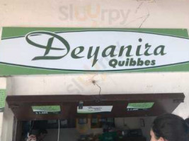 Deyanira Quibbes Libanes food