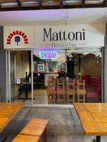 Mattoni, Pizza A La Leña inside