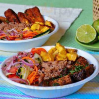 El Bololó Bowls Del Caribe food