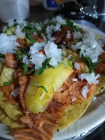 TAQUERIA LA MEXICANITA food