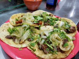 TAQUERIA Y CHICHARRONES CARLITOS food