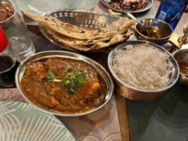 Tandoor Indian Food food