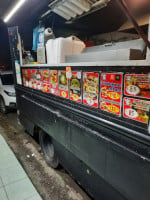 Baja Food Truck outside