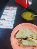 Taqueria La Loaeza food