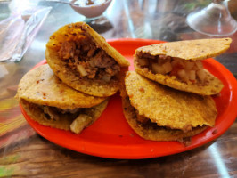 Gorditas Del Portal food