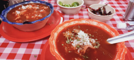 Las Comadres Pancita Desde 1940, México food